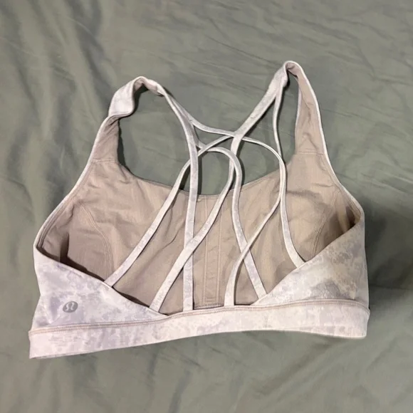 Lululemon Free To Be Sports Bra - Picture 3 of 8